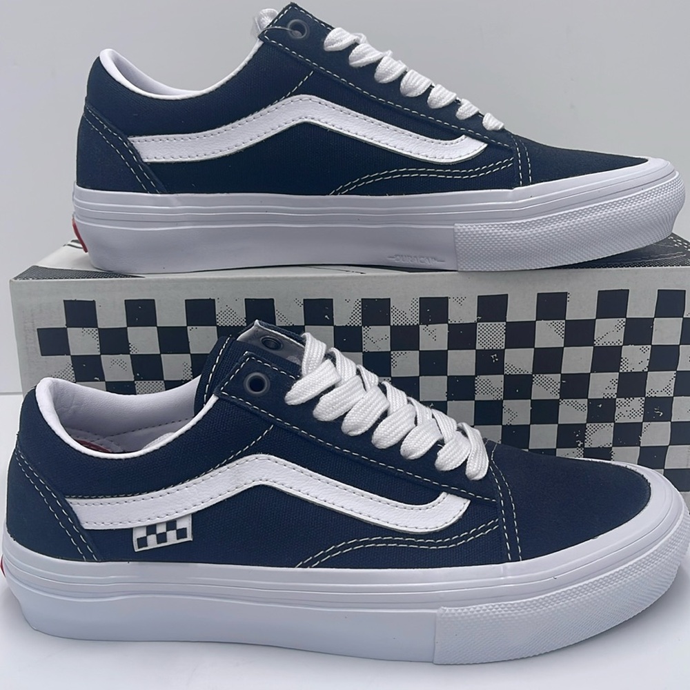 Vans WMNS Skate Old Skool Wrapped Dark Navy
VN0A5FCBDNY Sneakers